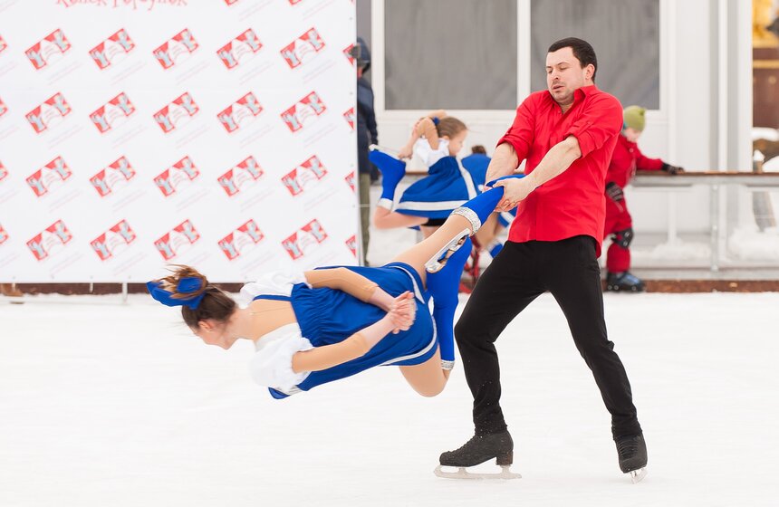 Благотворительный день на катке ВДНХ 25 фото