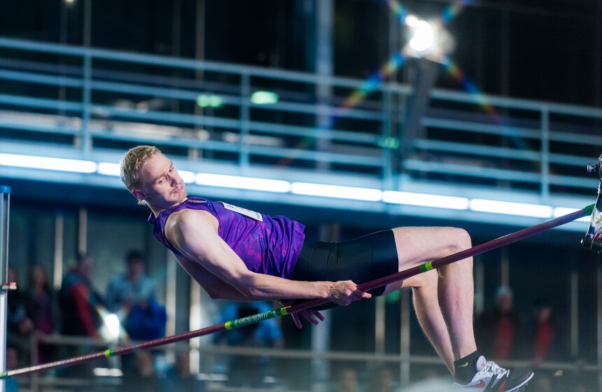 Прошел международный турнир "Кубок Москвы по прыжкам в высоту" 33 фото