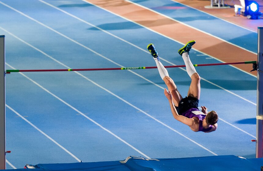 Прошел международный турнир "Кубок Москвы по прыжкам в высоту" 21 фото