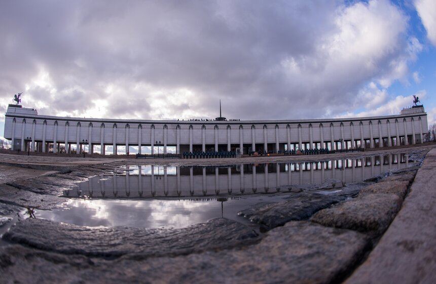Как выглядит самое большое Знамя Победы 6 фото