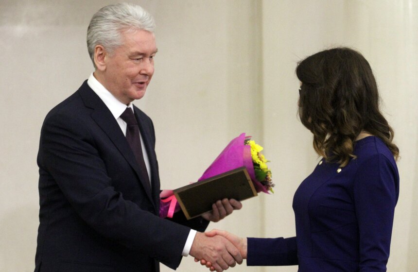 Сергей Собянин вручил премии молодым ученым 15 фото