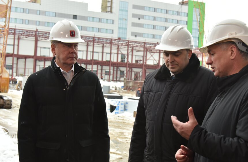 Сергей Собянин осмотрел строящееся электродепо "Лихоборы" 9 фото
