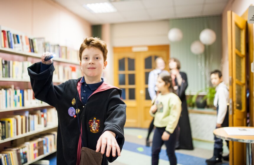Открылась школа чародейства и волшебства "Хогвартс" 3 фото