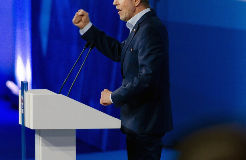 В Москве прошел съезд "Единой России" 4 фото