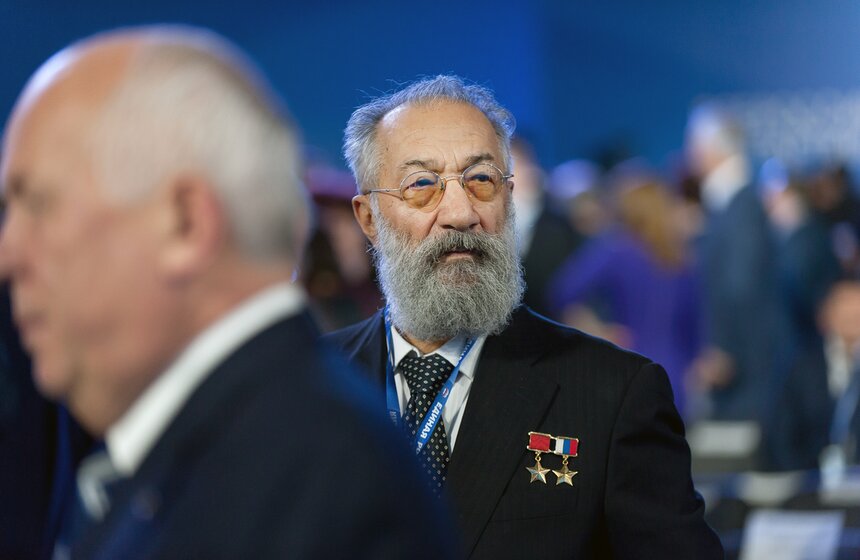 В Москве прошел съезд "Единой России" 5 фото