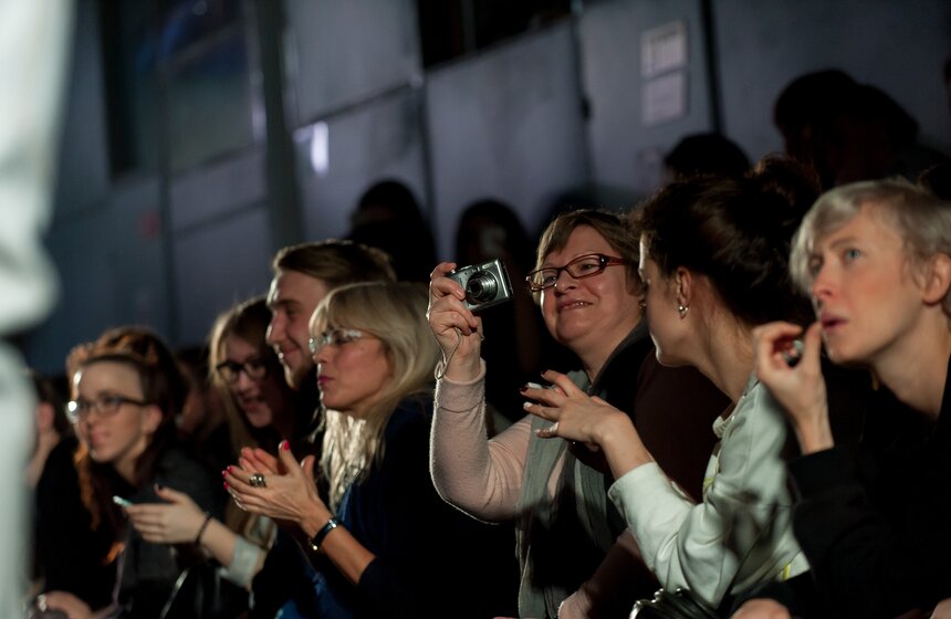 Модный показ студентов МХПИ 19 фото