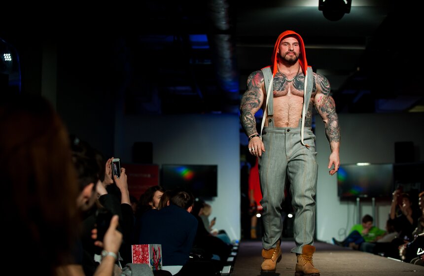 Модный показ студентов МХПИ 18 фото