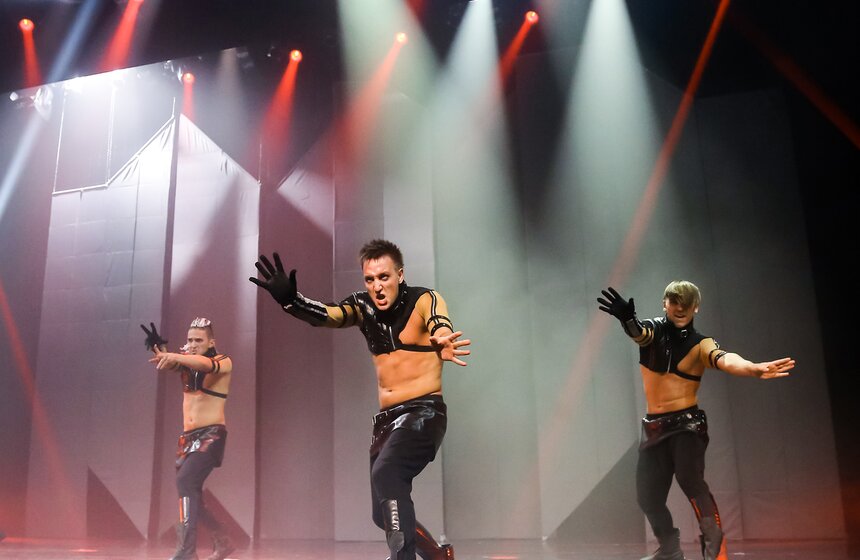 Шоу Flexx Ballet в московском мюзик-холле 22 фото