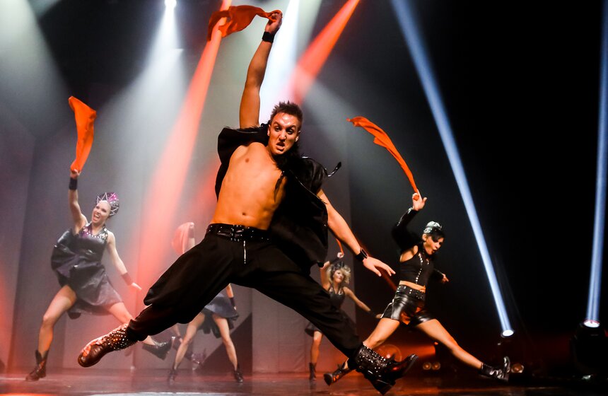 Шоу Flexx Ballet в московском мюзик-холле 30 фото