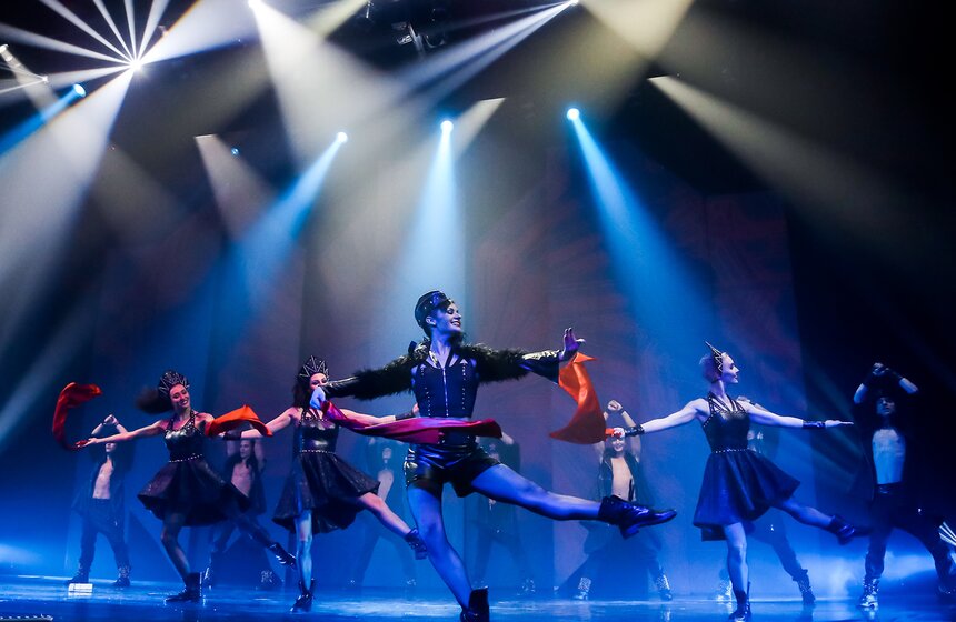 Шоу Flexx Ballet в московском мюзик-холле 28 фото