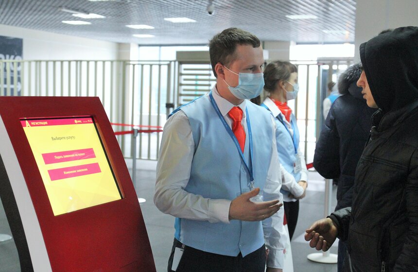 В Москве открыли самый крупный в стране миграционный центр 9 фото