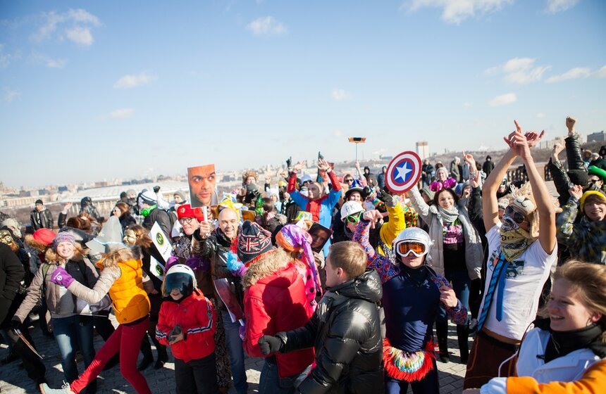 Телеканал "Москва 24" устроил флеш-моб Harlem Shake 9 фото