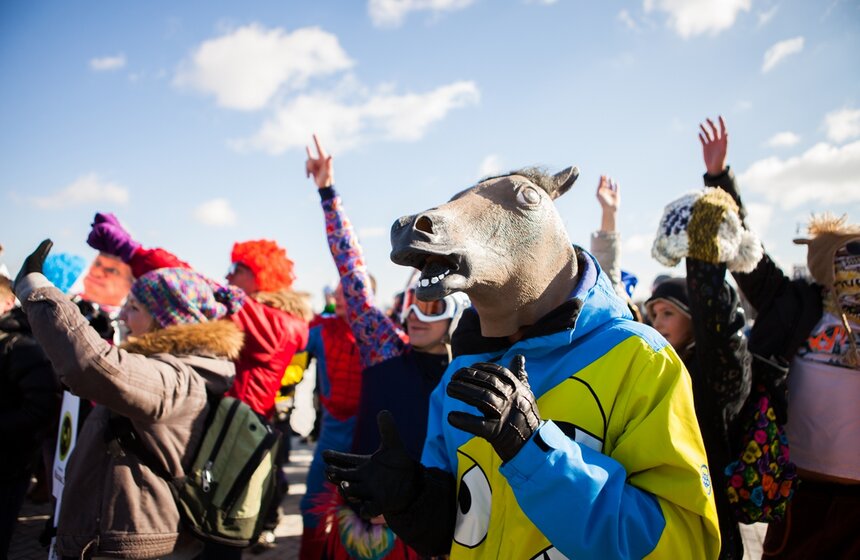Телеканал "Москва 24" устроил флеш-моб Harlem Shake 7 фото