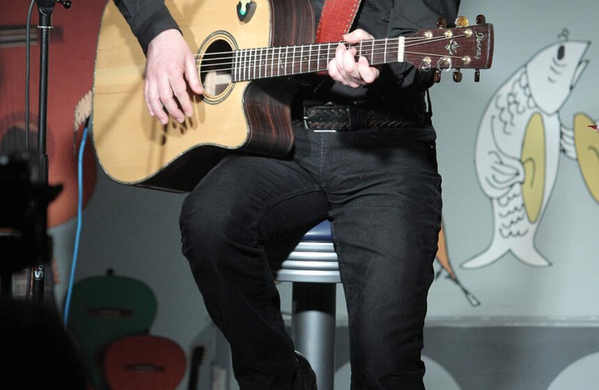 Алексей Кудрявцев выступил в бард-кафе "Гнездо глухаря" 6 фото