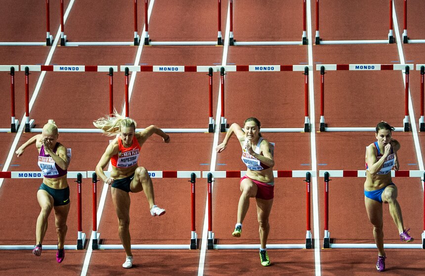 Как прошли соревнования по легкой атлетике "Русская зима" 17 фото