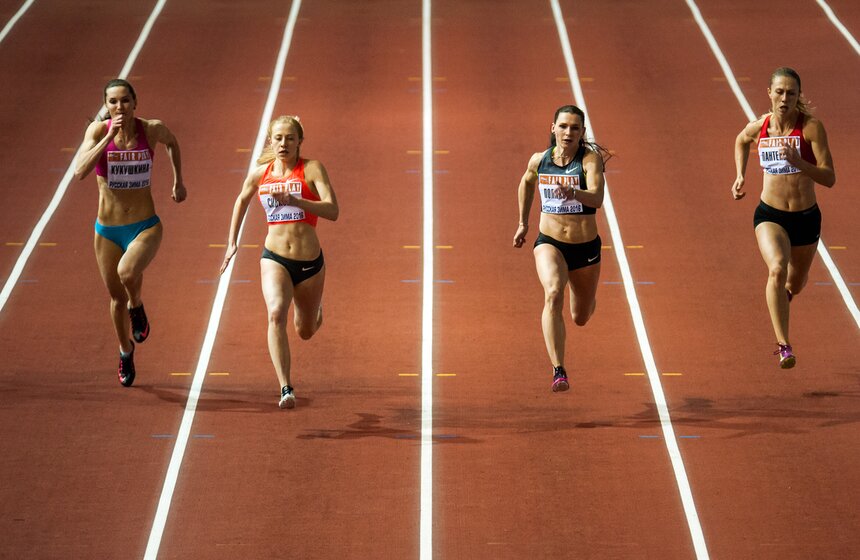 Как прошли соревнования по легкой атлетике "Русская зима" 28 фото