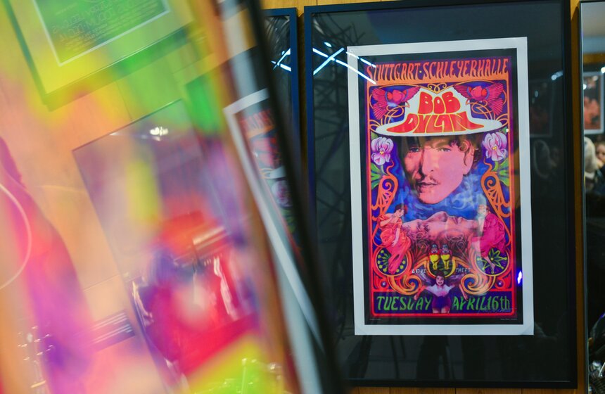 В "Цветном" открылась выставка "Bob Masse: Rock Posters" 13 фото