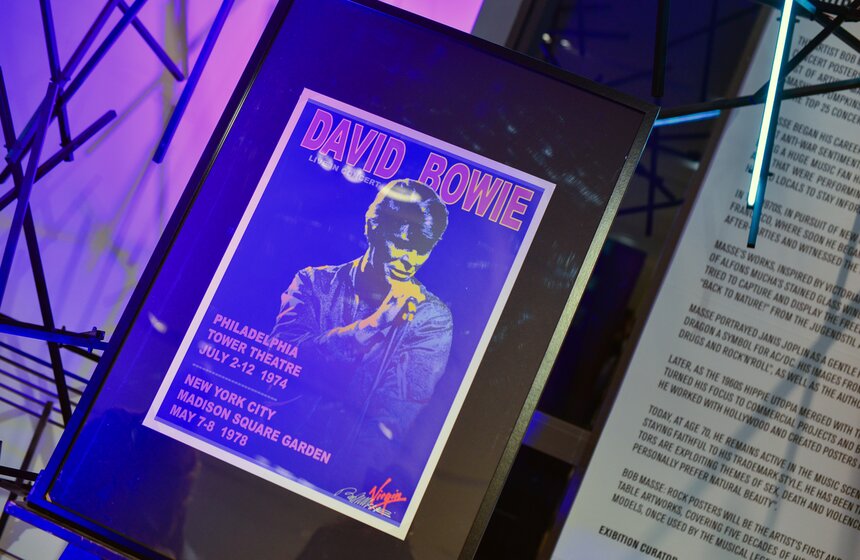 В "Цветном" открылась выставка "Bob Masse: Rock Posters" 1 фото