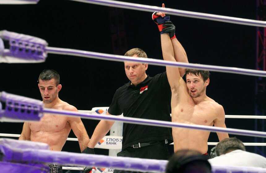 В Москве прошел международный турнир по смешанным единоборствам 21 фото