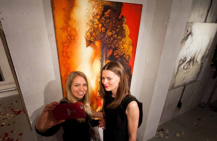 Выставка "Современная живопись эпохи постмодернизма XXI века" 23 фото