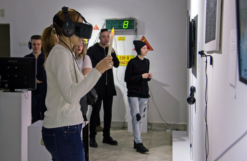 Разнообразие медиаискусства представили в проекте "Антимузей" 10 фото