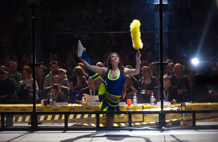 В спорткомплексе "Олимпийский" проходят Бои роботов 3 фото