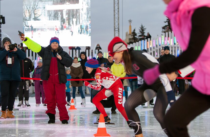 Фестиваль "Московские молнии" на катке ВДНХ 11 фото