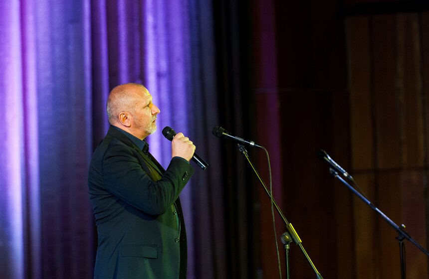 В Доме кино прошел юбилейный вечер актера Арниса Лицитиса 7 фото