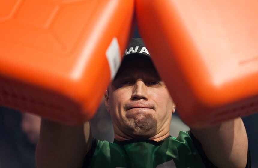 В Москве прошел силовой турнир сотрудников авиабезопасности 6 фото