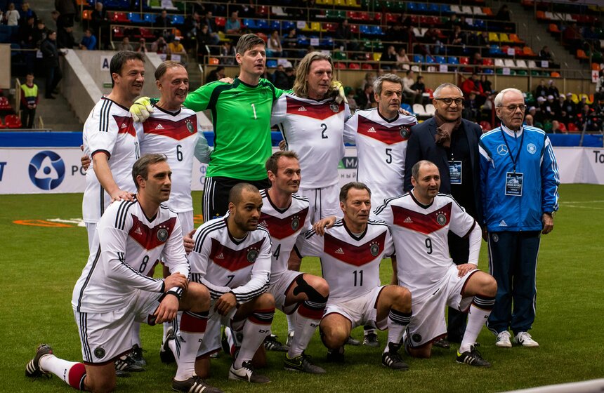 В столице проходит "Кубок Легенд" по футболу 14 фото