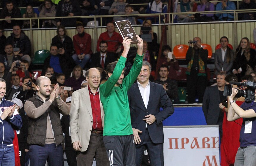 Сборная России одержала победу в "Кубке Легенд" 27 фото