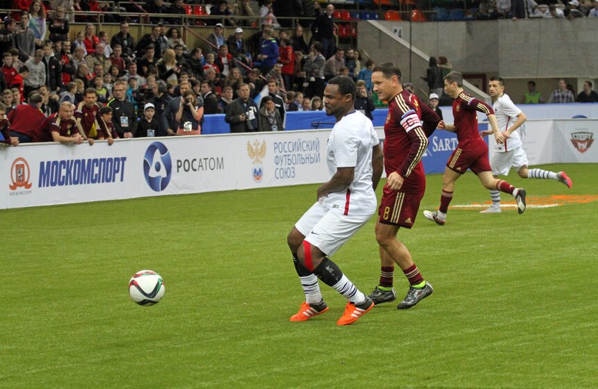 Сборная России одержала победу в "Кубке Легенд" 3 фото