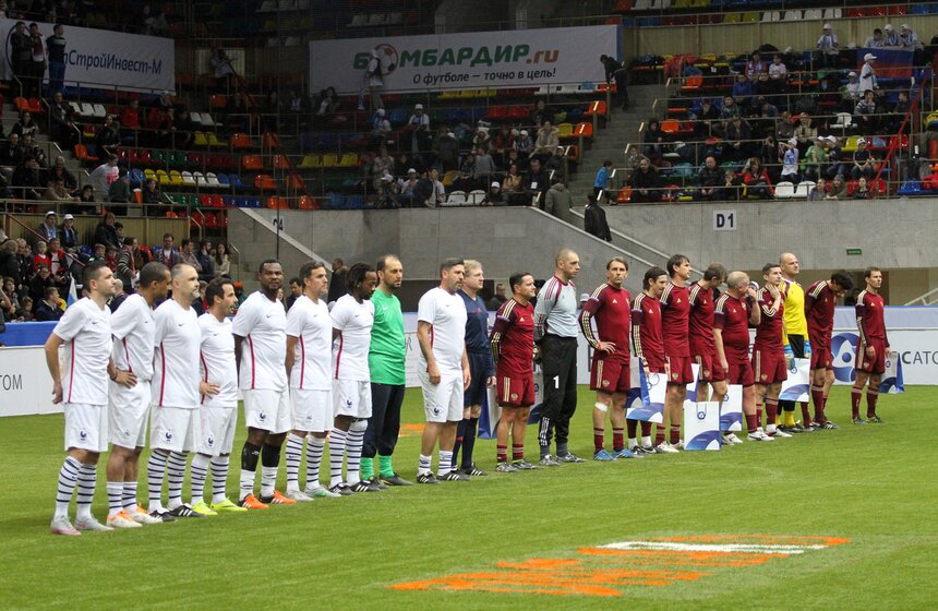 Сборная России одержала победу в "Кубке Легенд" 1 фото