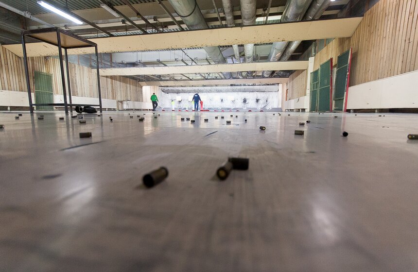 Депутаты поучаствовали в соревнованиях по стрельбе 36 фото