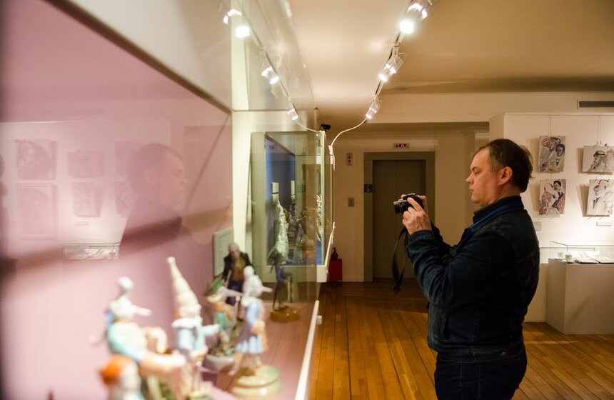 Выставка "Литература и фарфор" в музее Пушкина 21 фото