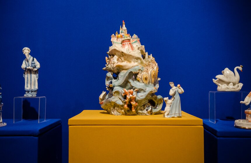 Выставка "Литература и фарфор" в музее Пушкина 23 фото