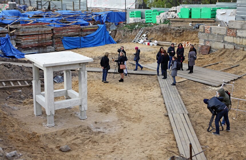 В поселке Красково презентовали "поэтическую табуретку" 6 фото