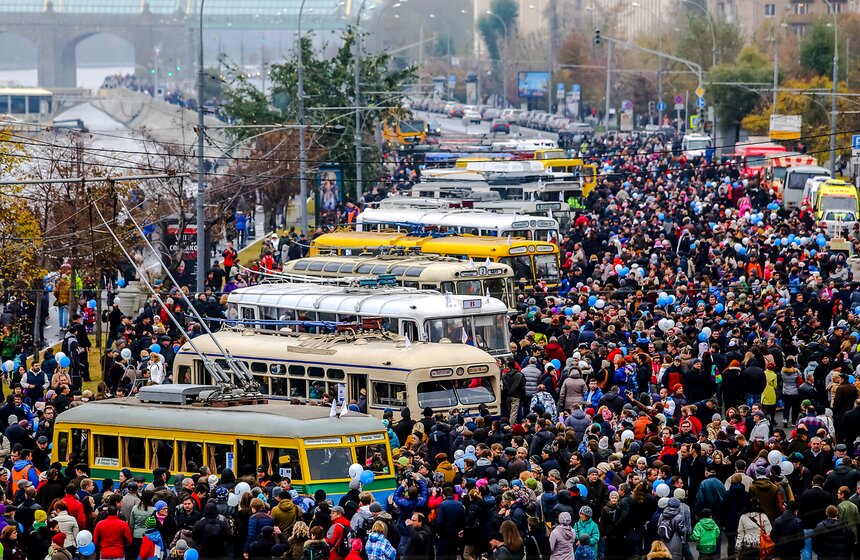 В столице прошел праздник московского троллейбуса 25 фото