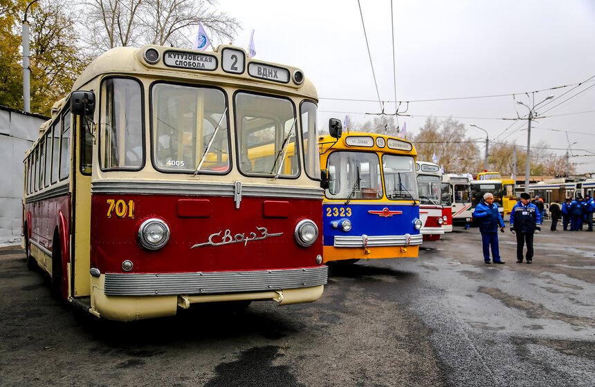 В столице прошел праздник московского троллейбуса 8 фото