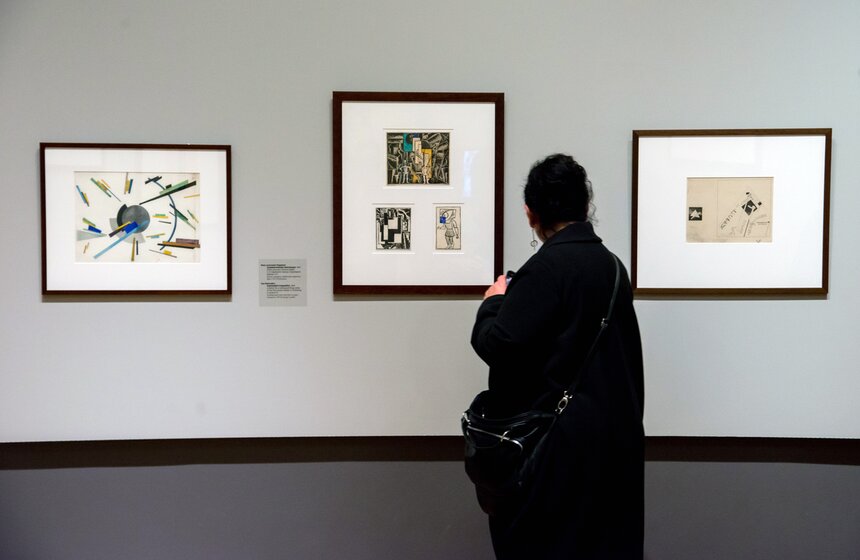 Выставка "Под знаком Малевича" в Третьяковской галерее 18 фото