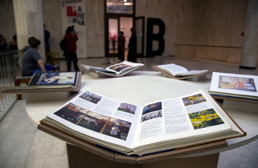 Выставка "Под знаком Малевича" в Третьяковской галерее 2 фото