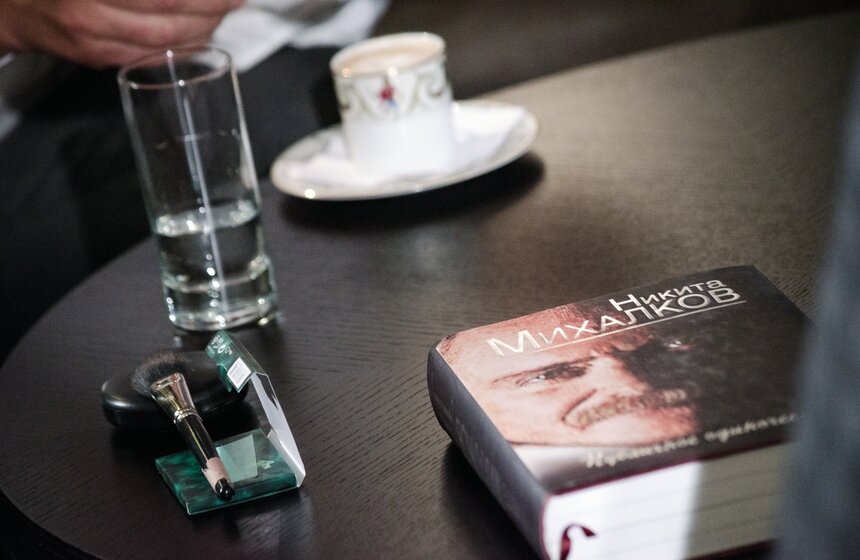 Никита Михалков на записи программы "Важная персона" 14 фото