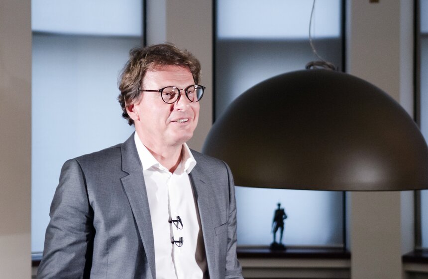 Никита Михалков на записи программы "Важная персона" 5 фото