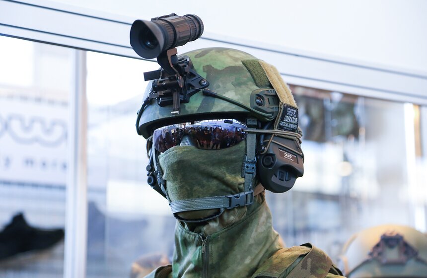 На ВДНХ открылась оборонная выставка "Интерполитех-2015" 21 фото