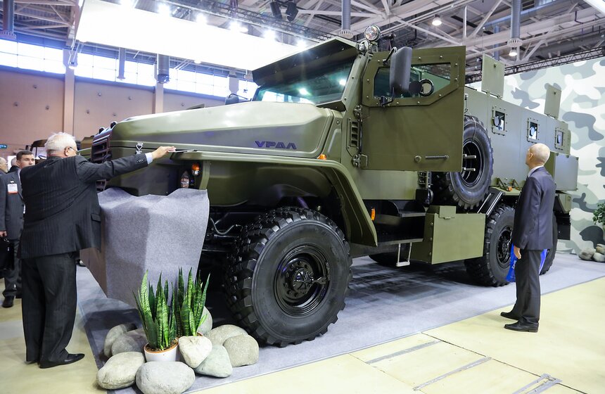 На ВДНХ открылась оборонная выставка "Интерполитех-2015" 26 фото