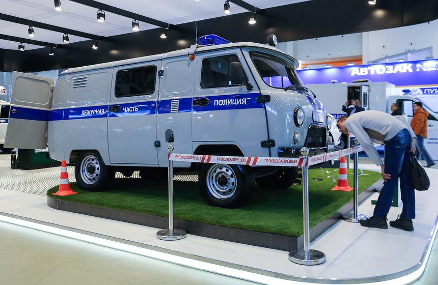 На ВДНХ открылась оборонная выставка "Интерполитех-2015" 28 фото