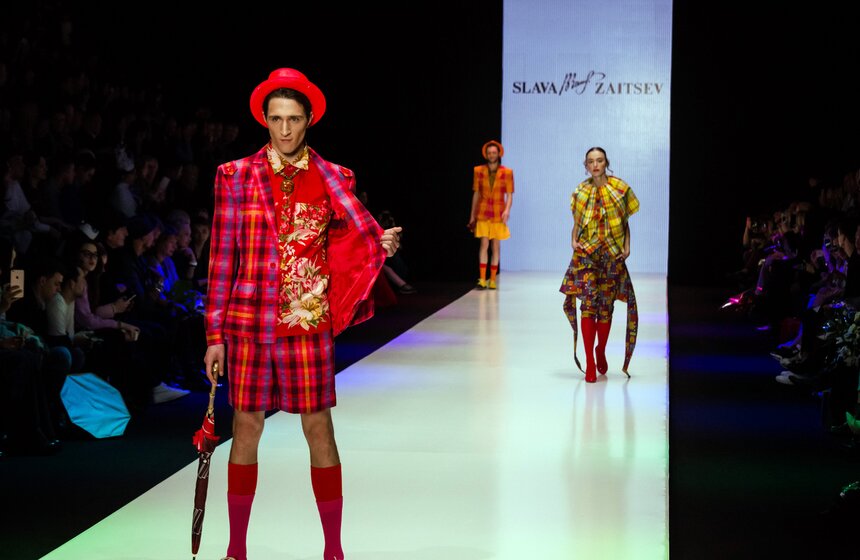 Показ коллекции Вячеслава Зайцева на Mercedes-Benz Fashion Week 28 фото