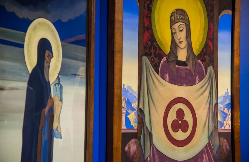 В Музее Востока представили триптих Николая Рериха 11 фото