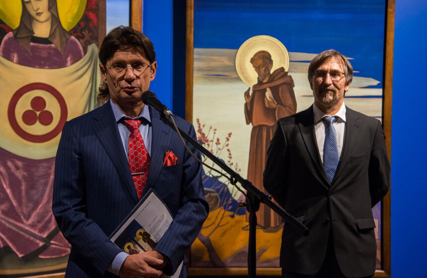 В Музее Востока представили триптих Николая Рериха 10 фото