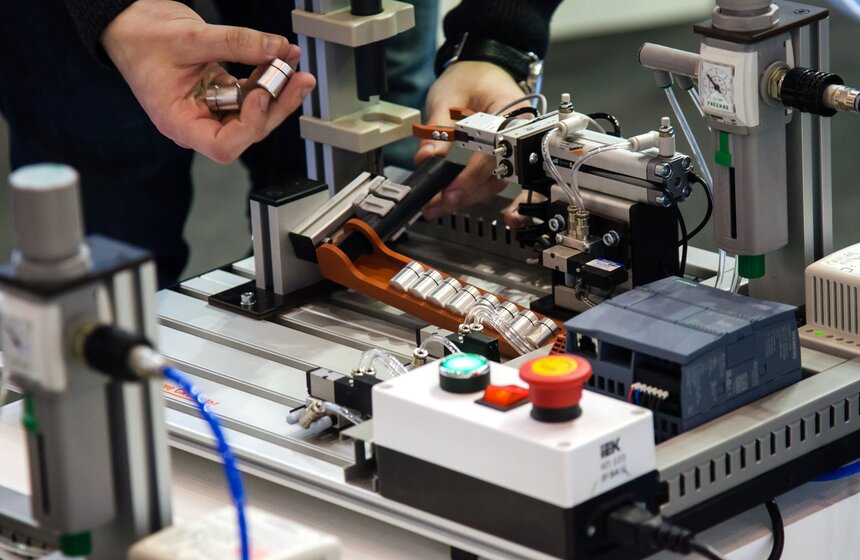 На ВДНХ стартовал форум "Открытые инновации" 19 фото